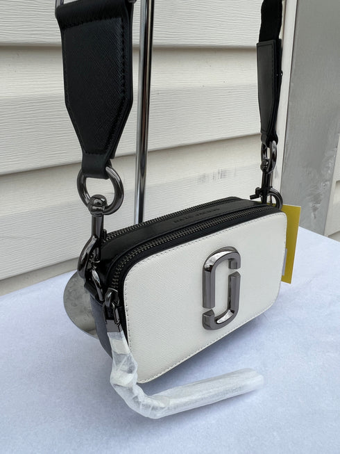 Marc Jacobs Snapshot